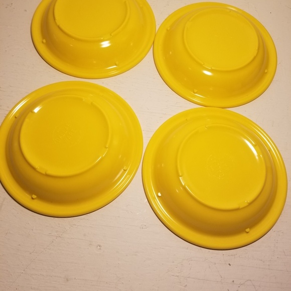 Dallas Ware Set of 4 Yellow Cereal Bowls 7.5" - Picture 5 of 8
